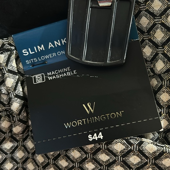 Pants - Picture 4 of 6